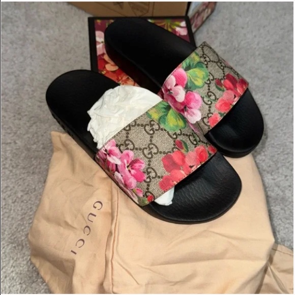 Floral Bloom Sandal!